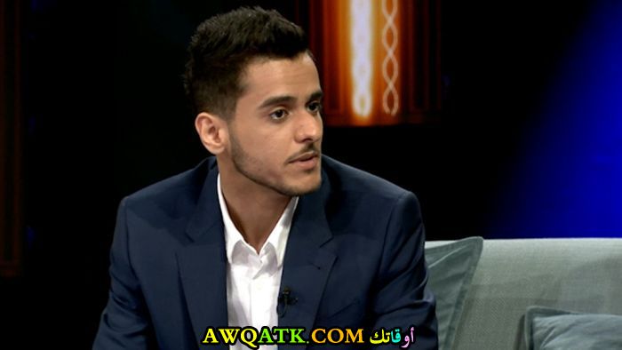 أحدث صورة للفنان السعودي عايض