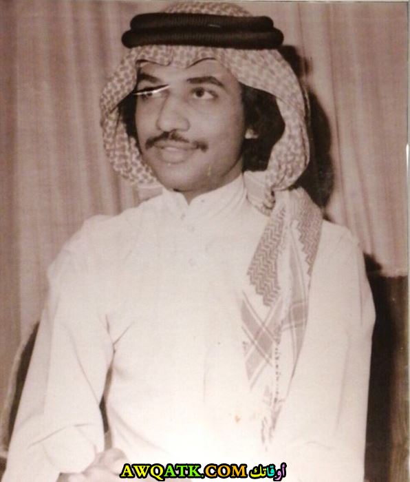 عبادي الجوهر وهو صغير