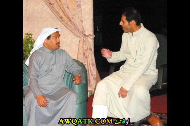 صورة الفنان السعودي عبد العزيز الفريحي داخل عمل