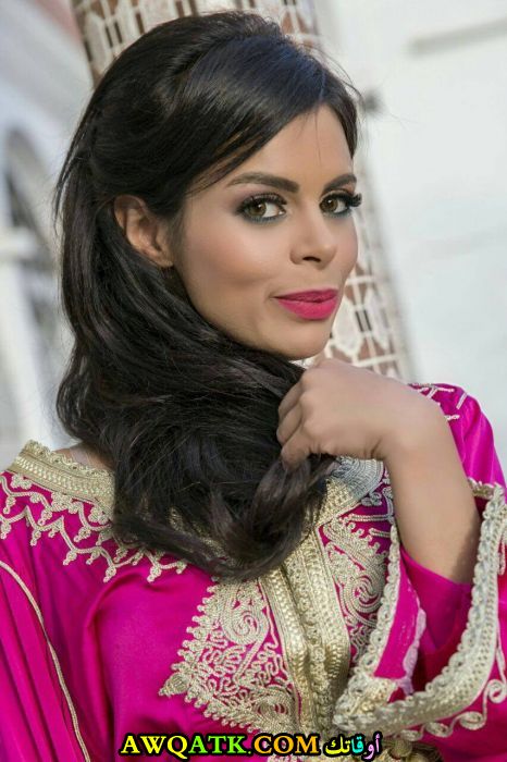 بوستر الفنانة السعودية مرام عبد العزيز