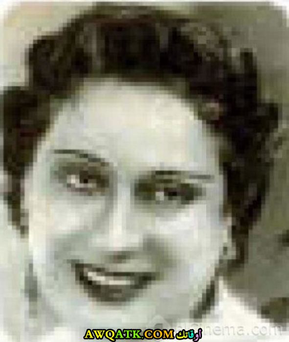 صورة قديمة للممثلة بديعة مصابني