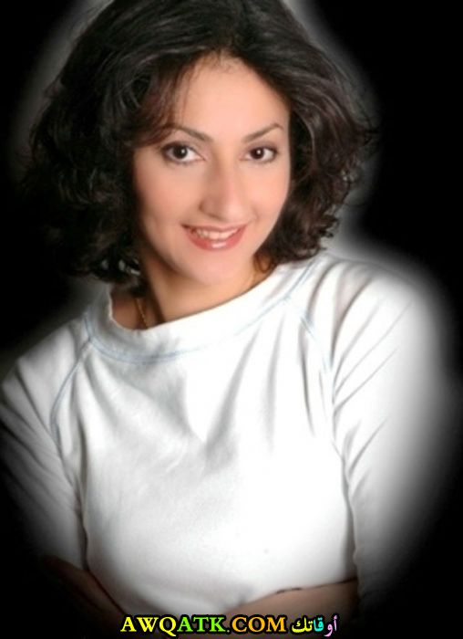 صورة للفنانة جيهان أنور