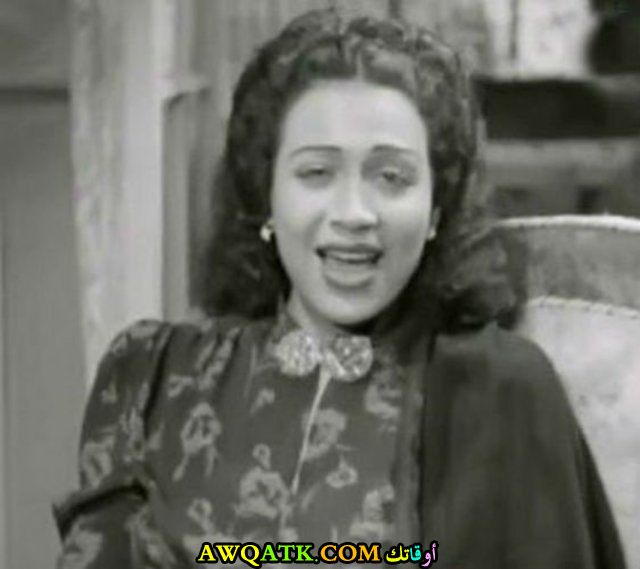 صورة الفنانة المصرية حكمت فهمي داخل عمل