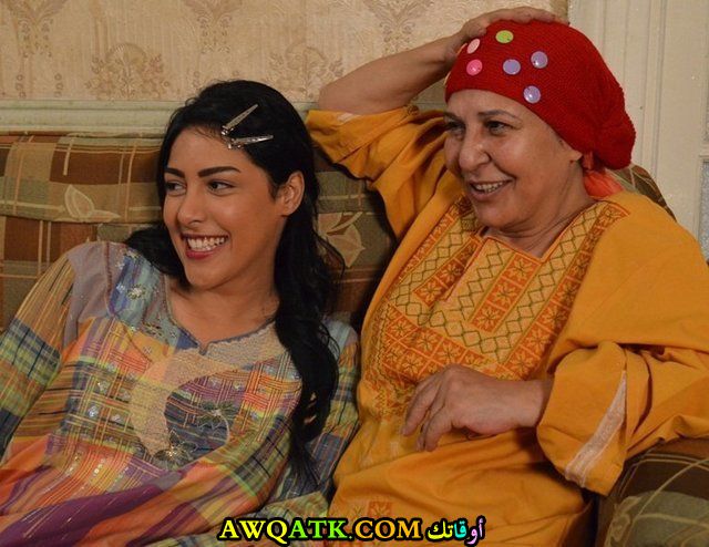 صورة روعة للفنانة حنان يوسف