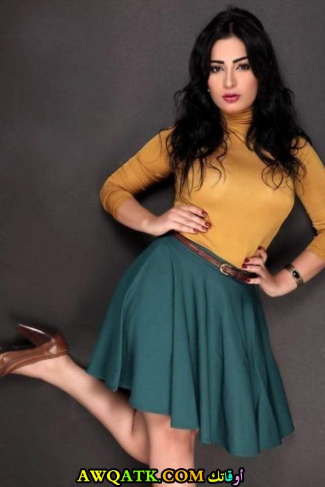 بوستر الفنانة المصرية دنيا المصري