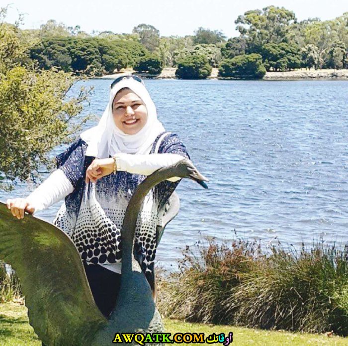 بوستر الفنانة المصرية رشا مصطفى