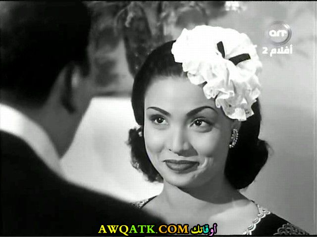 بوستر الفنانة المصرية سعاد مكاوي