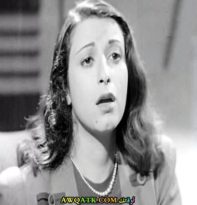 صورة للفنانة سميرة خلوصي