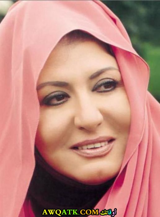 بوستر الفنانة المصرية سهير رمزي