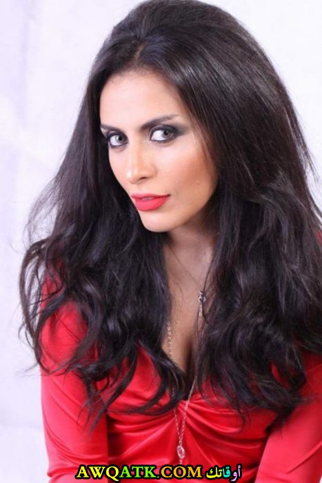 صورة للفنانة شيرين الطحان