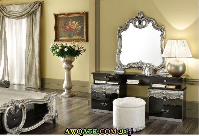 غرفة نوم أسود في فضي رائعة 