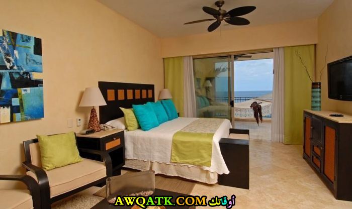 غرفة نوم جميلة وروعة