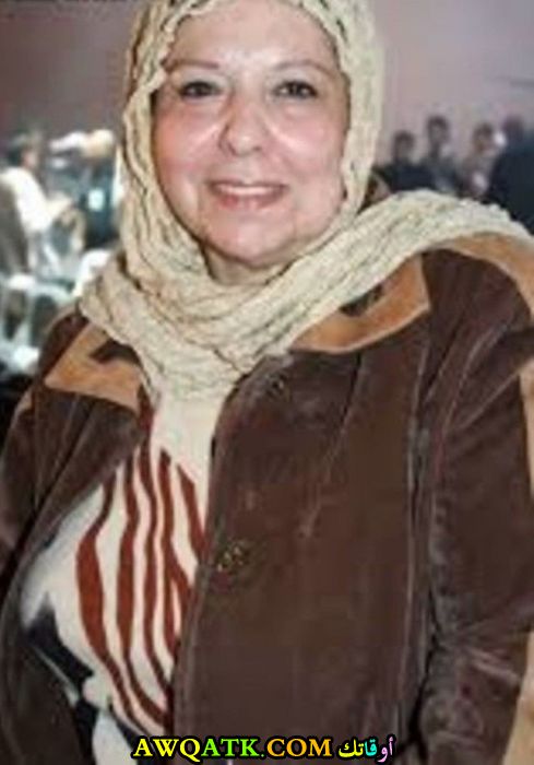 صورة روعة للفنانة فوزية عزت