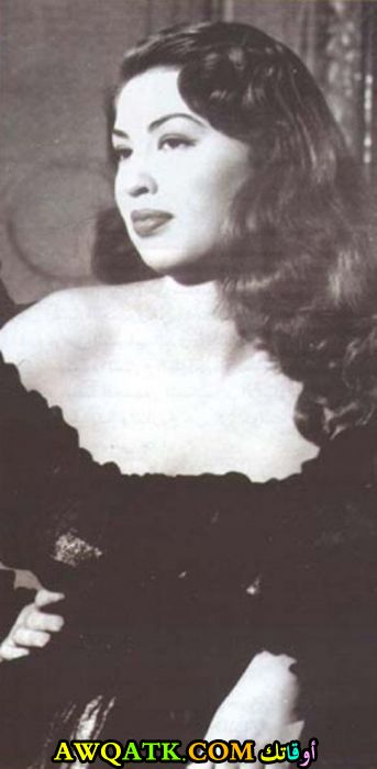 أحلى صورة للفنانة الجميلة كاميليا