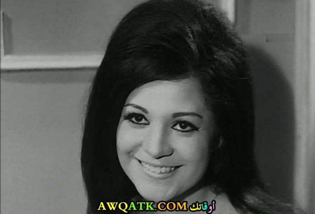 صورة روعة للفنانة ليلى نظمي