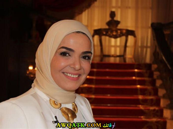 صورة جديدة للنجمة المصرية منى عبد الغني