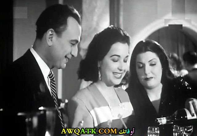 صورة الفنانة المصرية ميمي شكيب داخل عمل