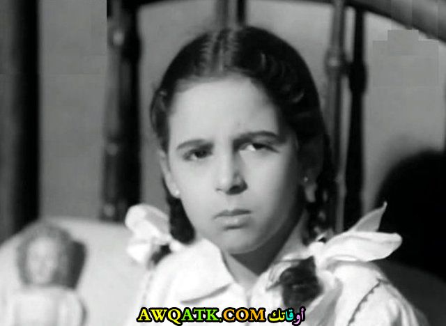 صورة الفنانة نادية الشناوي وهي صغيرة 