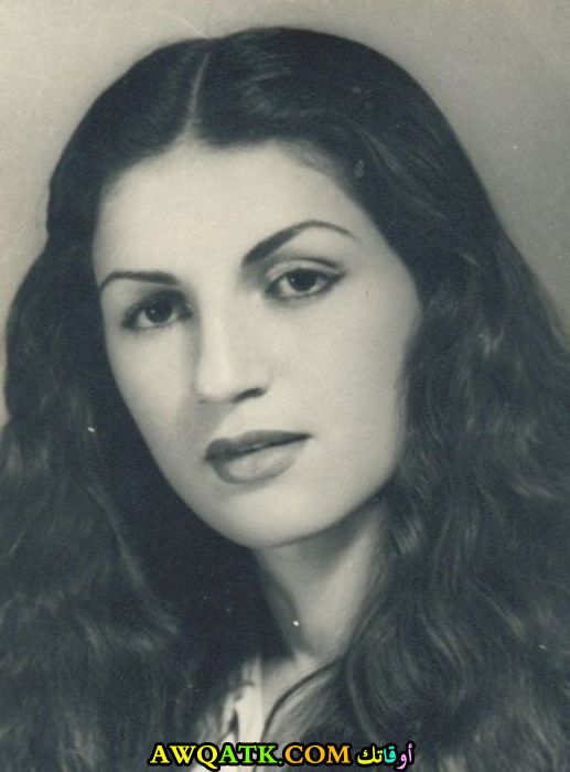 صورة قديمة للممثلة نجوى سالم
