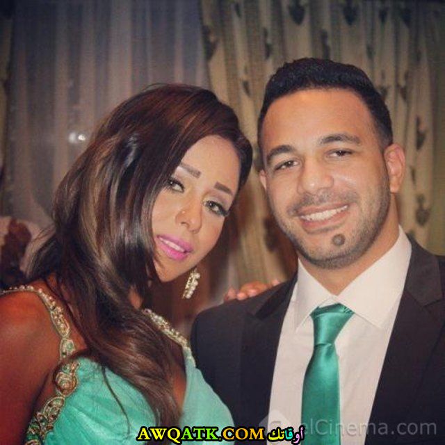 أحلى صورة للفنانة الجميلة نهى لطفي و خطيبها