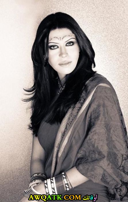 لعشاق الفنانة نور السمرى صورة جميلة وجديدة