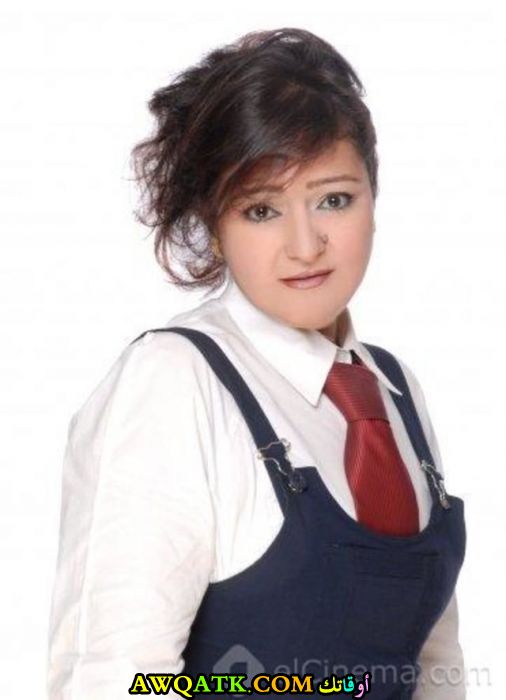 صورة للفنانة وفاء الحكيم