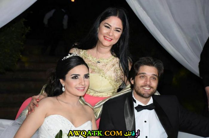 أحلى صورة للفنانة الجميلة ياسمين الجيلاني في حفل زفافها