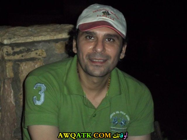 صورة جميلة للفنان الجميل أمجد عابد 