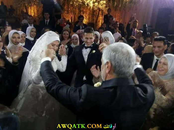 صورة الفنان المصري إكرامي الشحات صورة جميلة وروعة في فرح أبنته