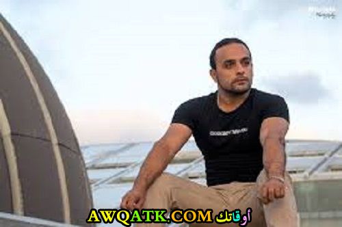 صورة رائعة للفنان حسن المصري 
