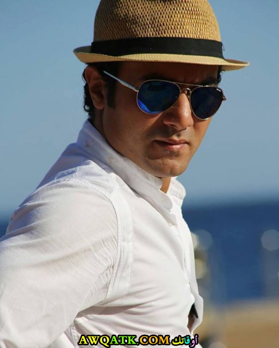 صورة رائعة للفنان حسن عيد