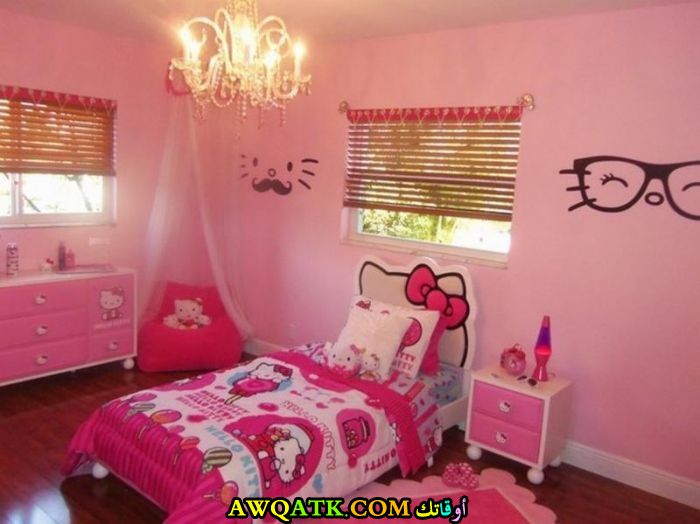 غرفة نوم هيلو كيتي جميلة 