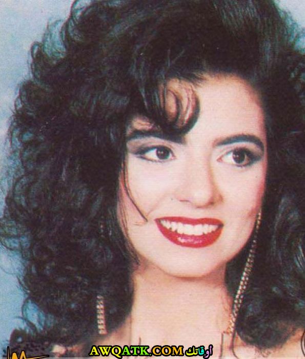 صورة روعة للفنانة هدى عمار