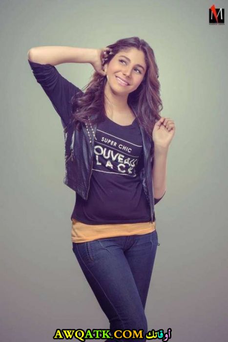 لعشاق الفنانة ياسمينا صورة جميلة وجديدة