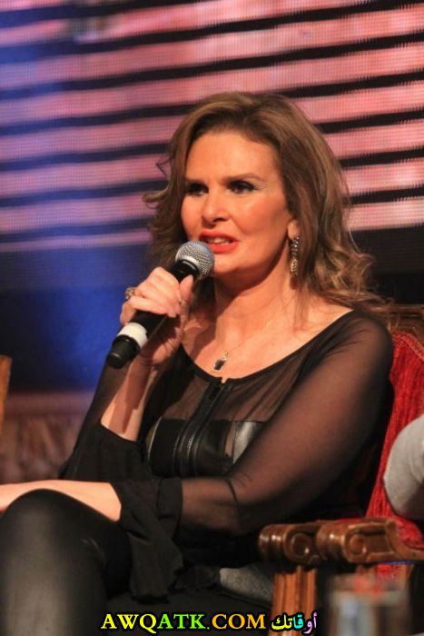 صورة جديدة للنجمة المصرية يسرا