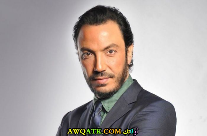 صورة جديدة للنجم المصري طارق لطفي