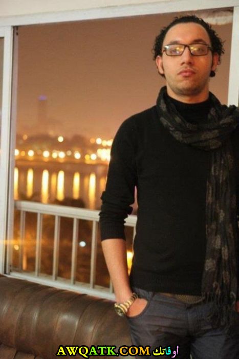 صورة للفنان طه الحكيم