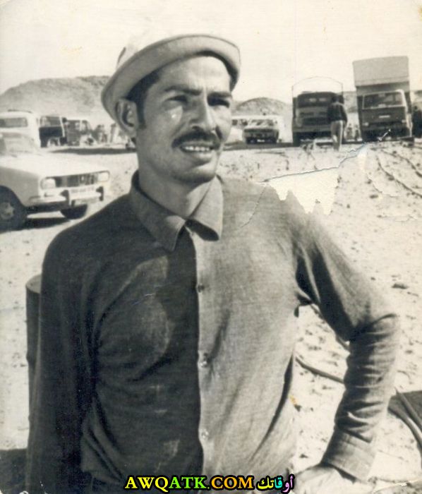 صورة جميلة للفنان الجميل عمران بحر