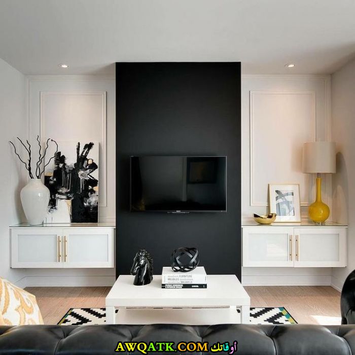 غرفة معيشة باللون الأسود جديدة ورائعة