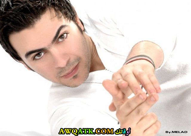 صورة جميلة للفنان الجميل كريم الحسيني 