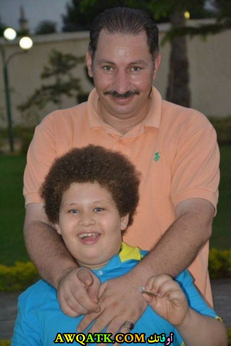 أحدث صورة للفنان المصري محمد الفخراني مع والده