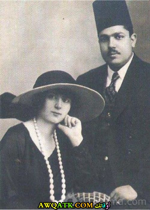 صورة جميلة للفنان الجميل محمد بيومى مع زوجته