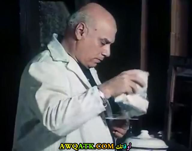صورة الفنان المصري محمود الزهيري داخل فيلم
