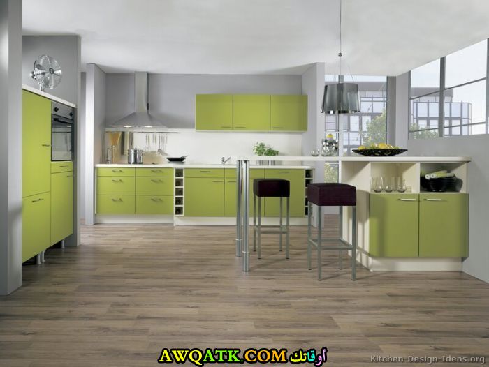 مطبخ الوميتال مودرن باللون الأخضر