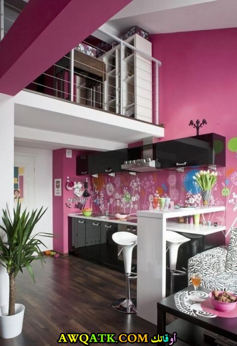 مطبخ أنيق وجميل ياللونين الفوشيا والأسود