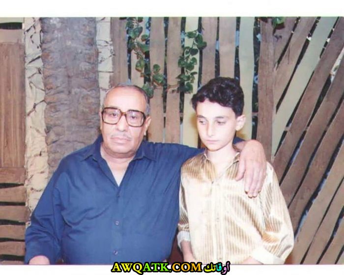 صورة قديمة ورائعة للنجم المصري معوض إسماعيل