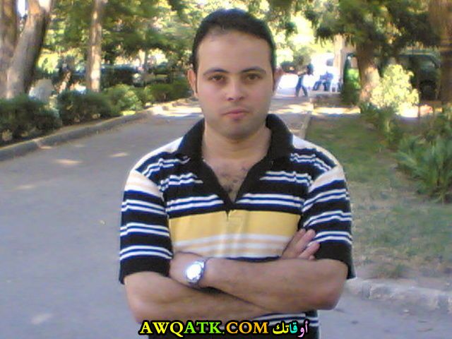 صورة جديدة للنجم المصري نادر حسن