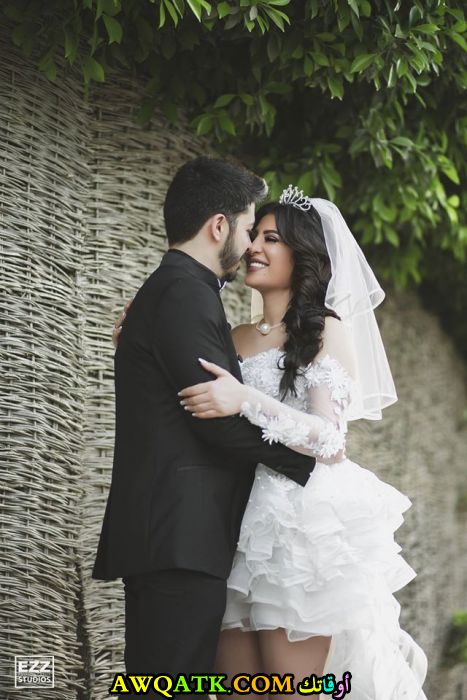صورة عائلية للفنان هيثم محمد مع زوجته