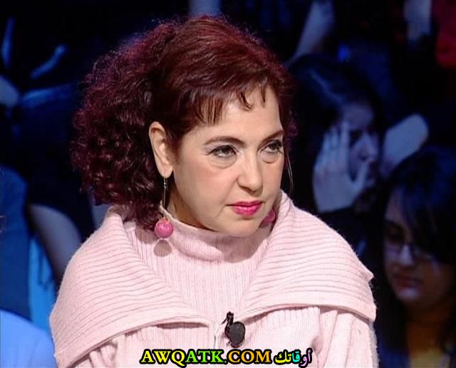 الفنانة آمال عفيش