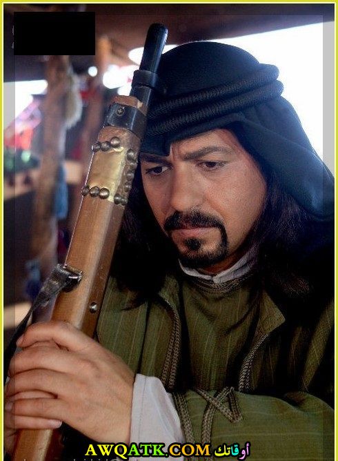 صورة قديمة للفنان إياد شطناوي